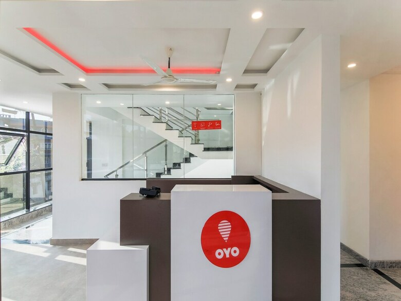 Hotel Oyo 26769 Vijaya Comfort Inn