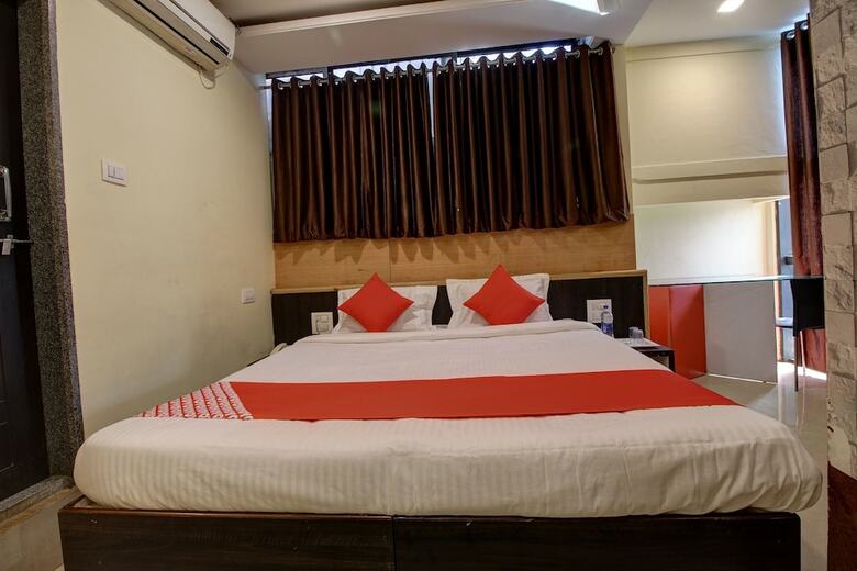 Oyo 23051 Hotel Surya Yatri Niwas