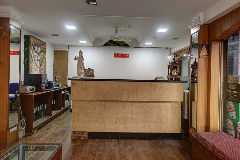 Oyo 23051 Hotel Surya Yatri Niwas