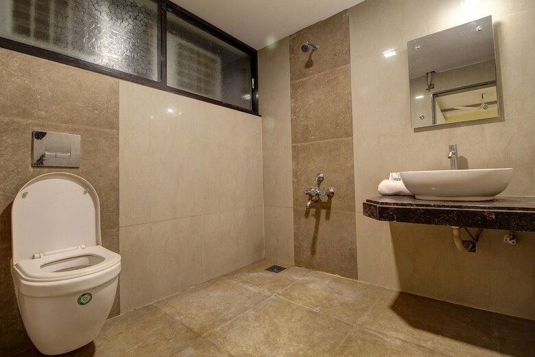 Oyo 23051 Hotel Surya Yatri Niwas
