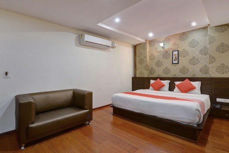 Oyo 22861 Hotel Samanvi International