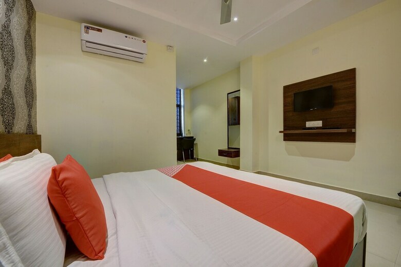 Oyo 22861 Hotel Samanvi International