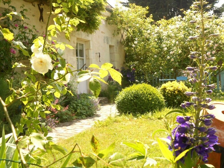 G�te De La Roseli�re