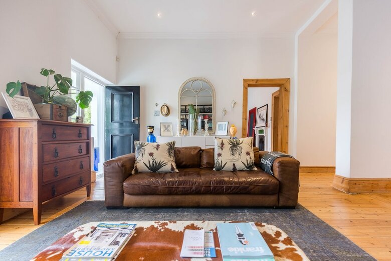Sydney Green Point Villa