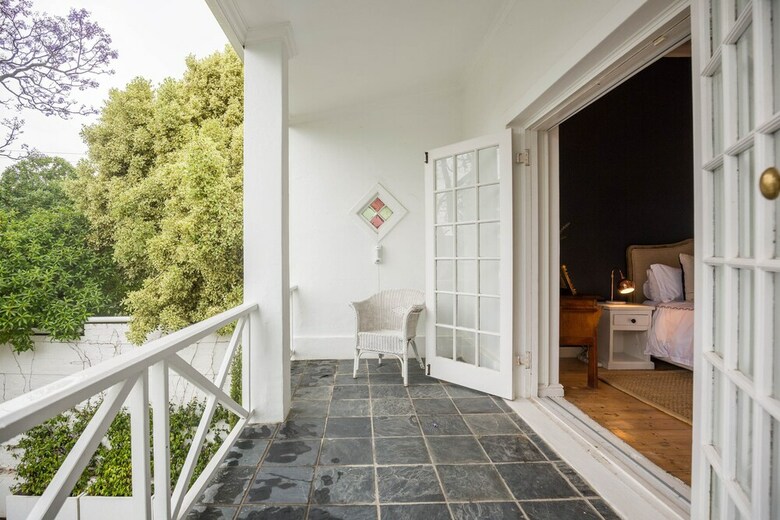 Sydney Green Point Villa