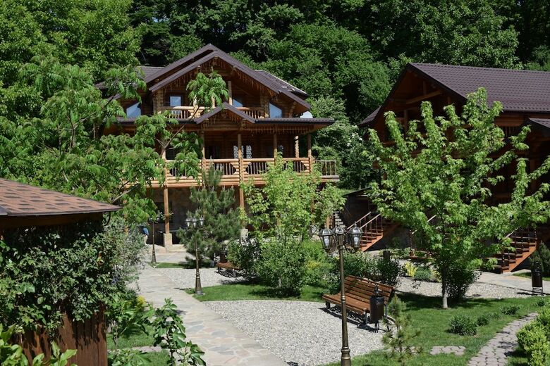 Hotel Ryabinovie Busy Guest House