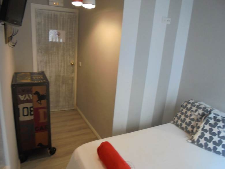 Hostal Tak