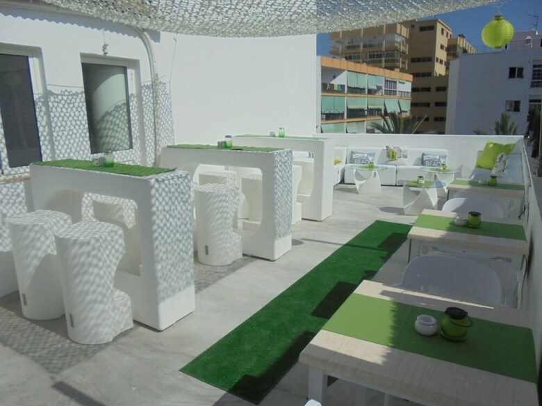 Hostal Tak
