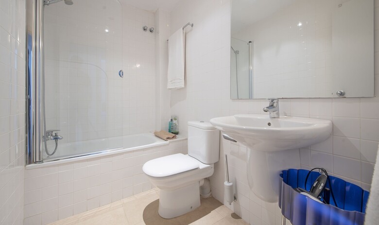 Tennis Apartment Th105