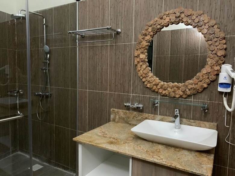 Hotel Saab Royale Resort