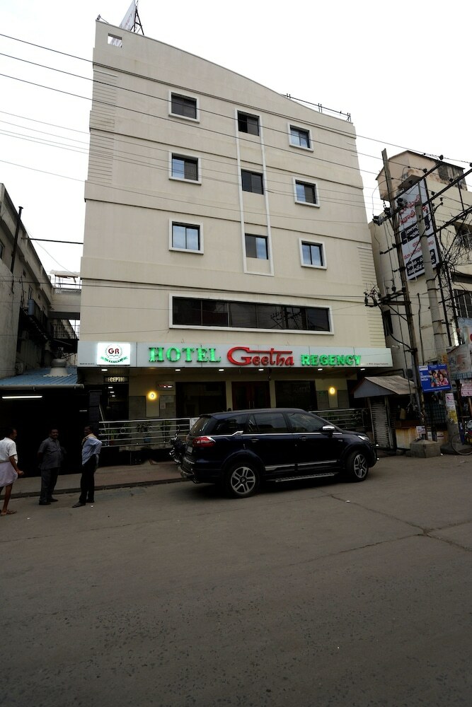 Hotel Geetha Regency