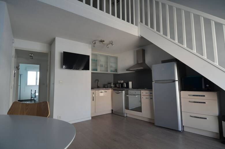 Modern Duplex Apartment 4 Persons Near Train Station Acropolis In Nice