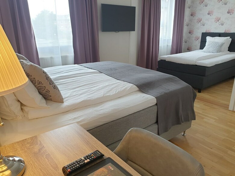 Sm�landsstenar Hotell