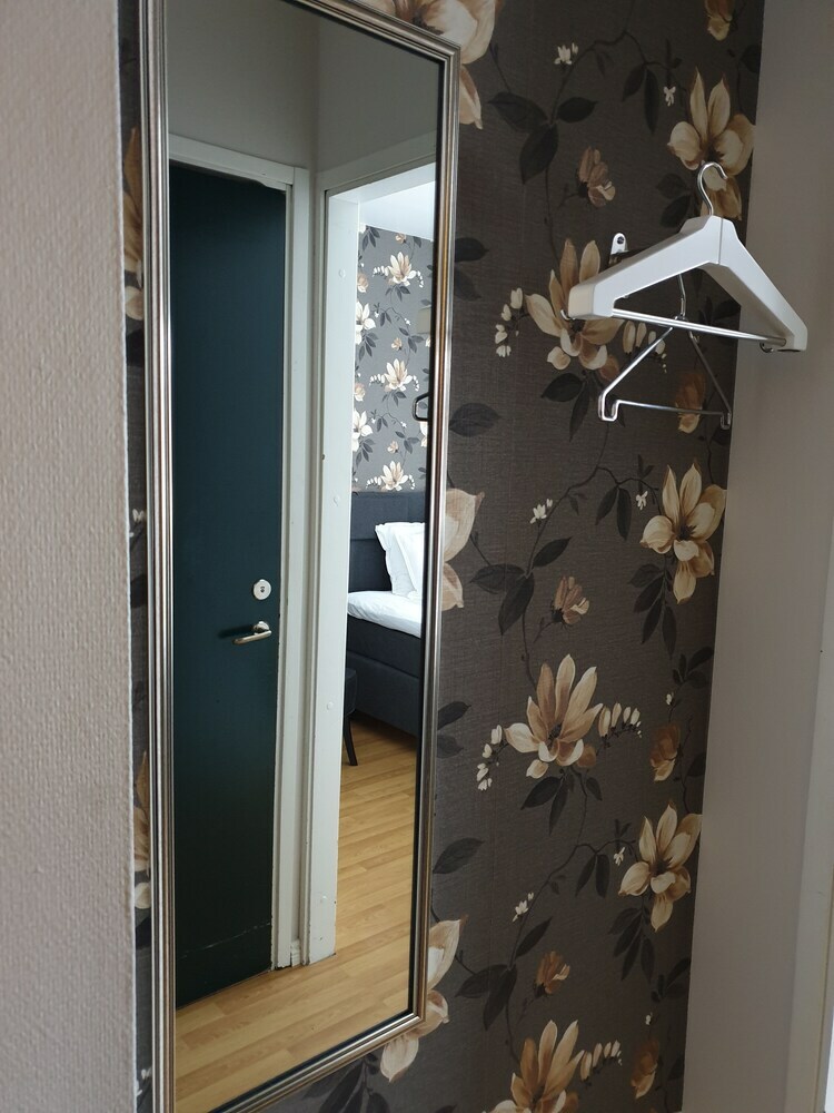 Sm�landsstenar Hotell
