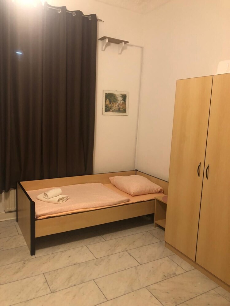 Apartamentos A&s Ferienwohnungen Bonnerstra�e 62