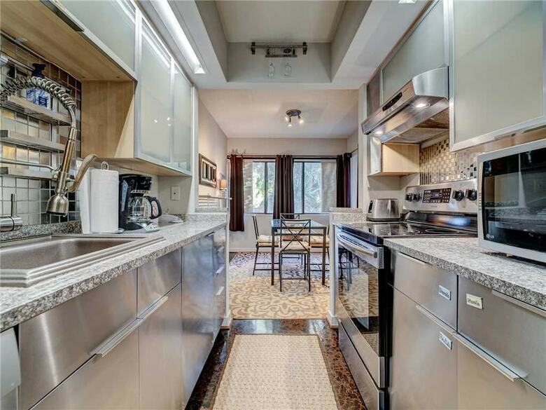 5301 Treetops - Two Bedroom Condo