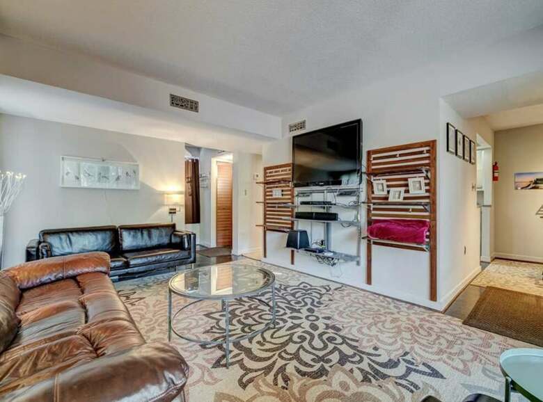 5301 Treetops - Two Bedroom Condo