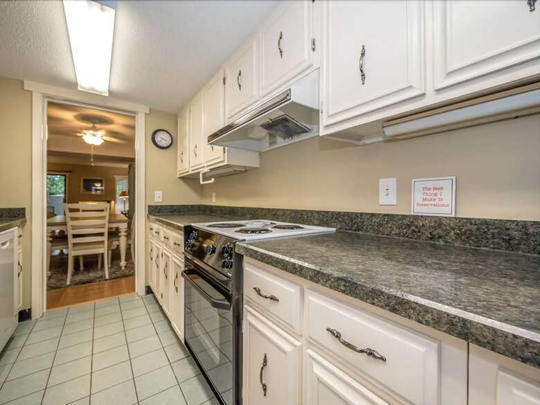 Sailmaster 37 - Two Bedroom Condo