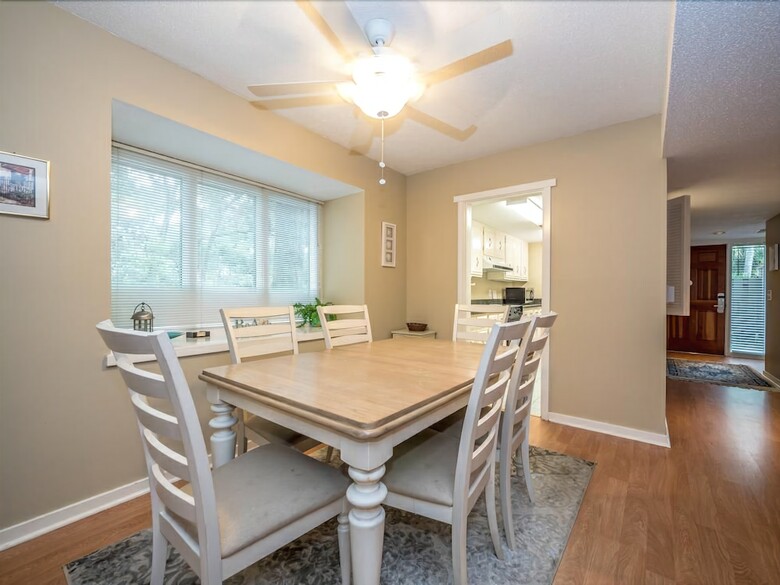 Sailmaster 37 - Two Bedroom Condo