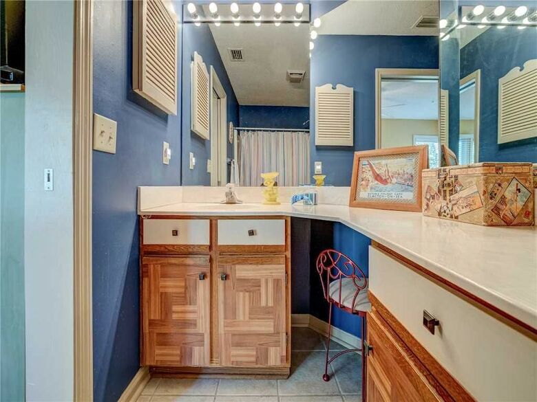 Ocean Breeze 14 - Two Bedroom Condo