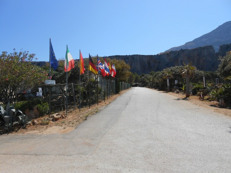 Happy Camp In El Bahira Camping Village