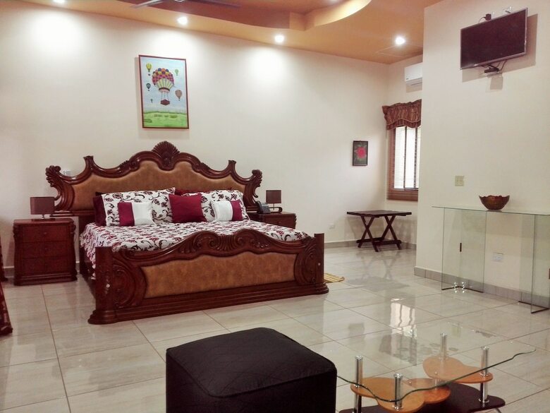 Restaurante, Cigar Bar, Whisky Lounge, Hostal Suite Dos Visiones