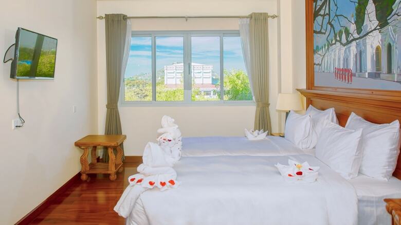 Hotel Sunset Palace View Suites