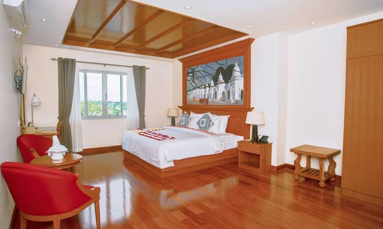 Hotel Sunset Palace View Suites