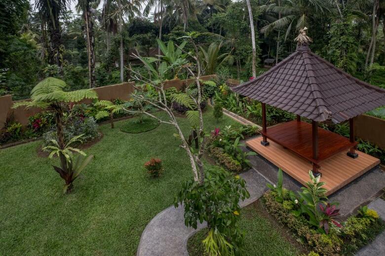 Puri Astina Villa