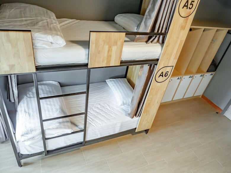 Hostal Ray Coffee Bar & Hostel - Adults Only