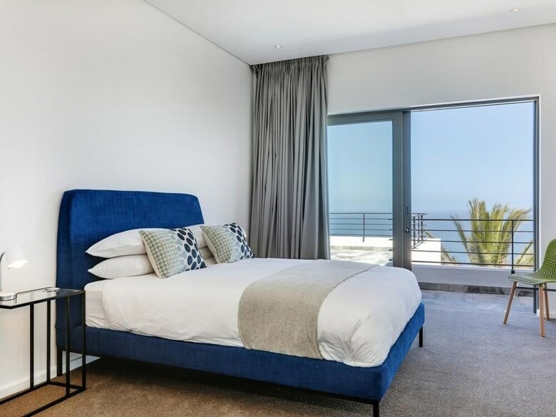 Villa The Views