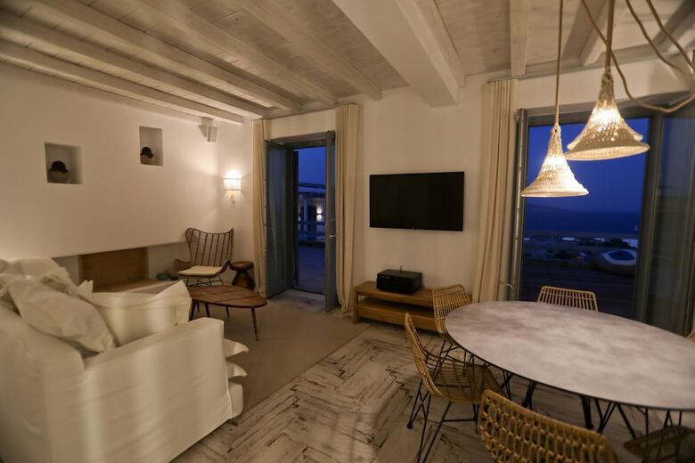 Villa Moonflower
