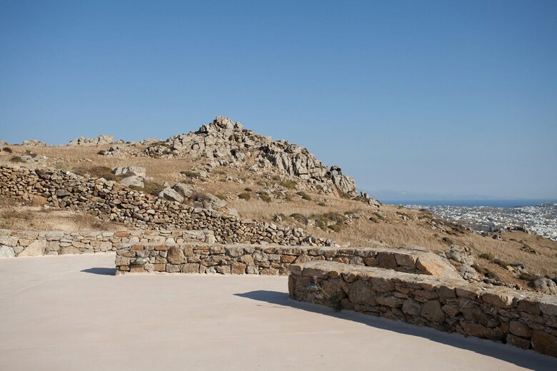 Villa Sandstone