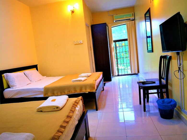 Zahaar Hotel