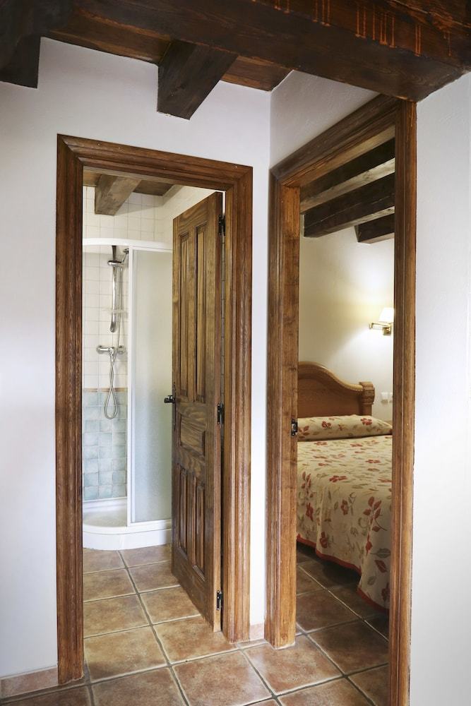 Viviendas Y Apartamentos La Puebla