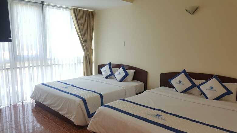 Vacsava Hotel