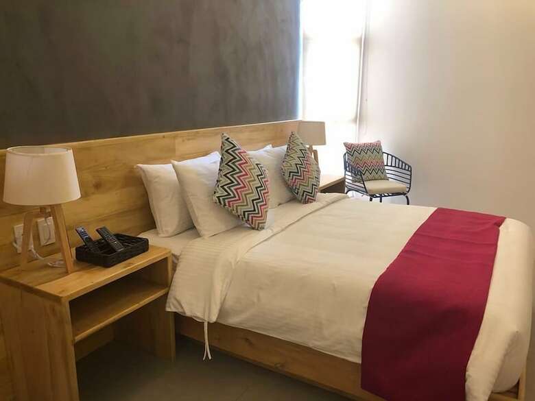 Hotel Bay's Inn