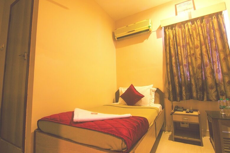 Hotel Jjs Park Inn