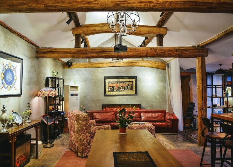 Hotel East Inn