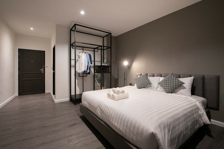 Hotel Kowtha  Rivertel
