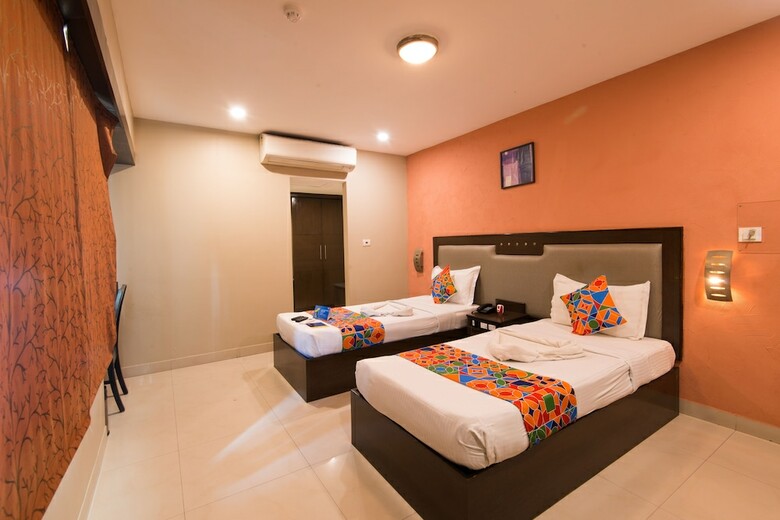 Fabhotel Santhome Inn