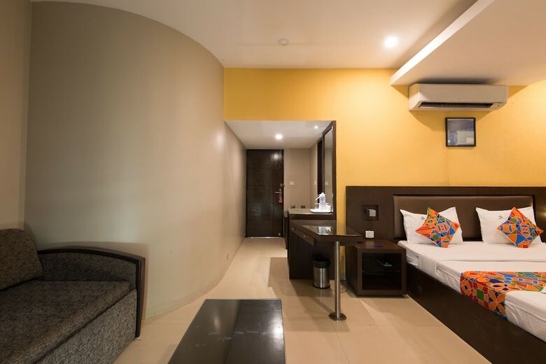 Fabhotel Santhome Inn