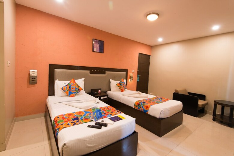 Fabhotel Santhome Inn