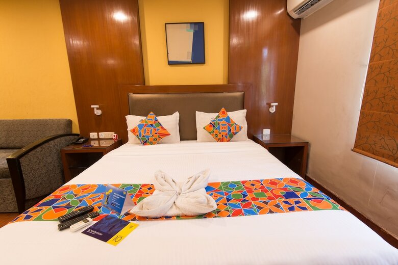 Fabhotel Santhome Inn