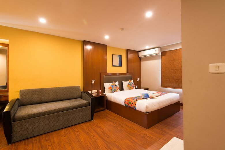 Fabhotel Santhome Inn
