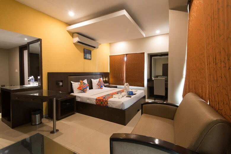 Fabhotel Santhome Inn