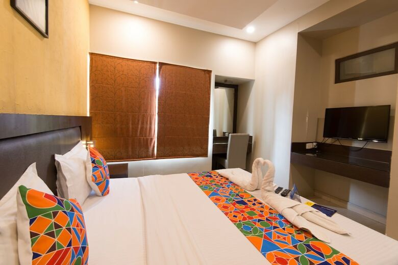 Fabhotel Santhome Inn