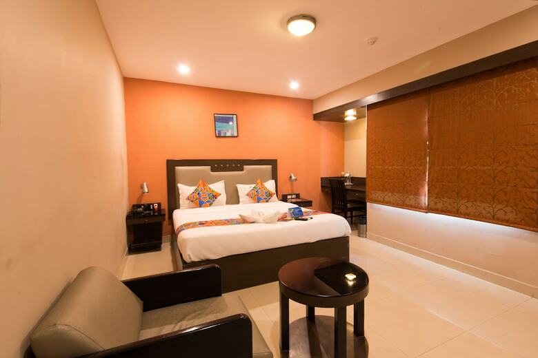 Fabhotel Santhome Inn