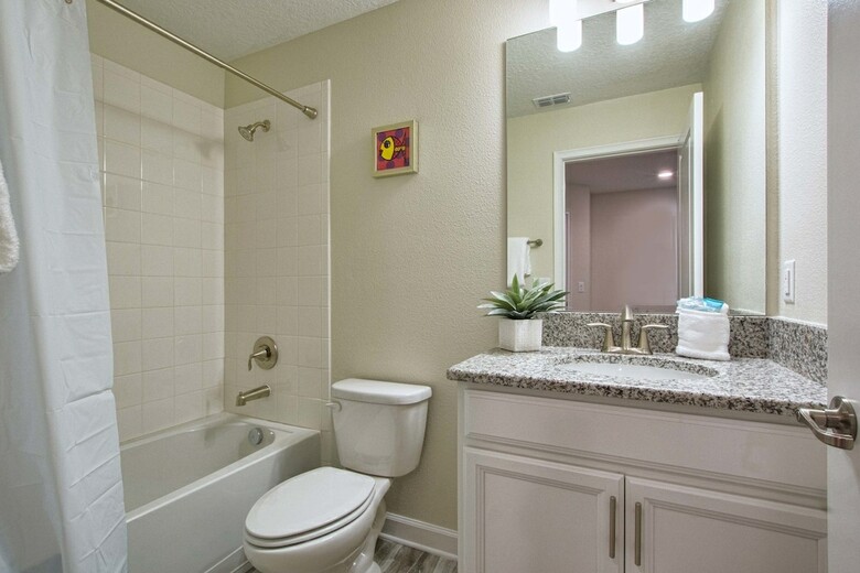 Storey Lake-5 Bedroom Pool Home-1663st