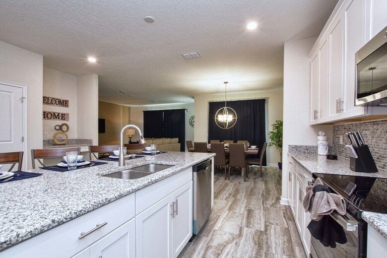 Storey Lake- 6 Bedroom Pool Home-1662st